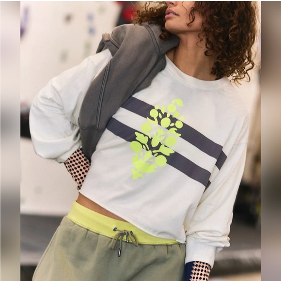 NWT Free People Inspire Logo Tee - Picture 1 of 6